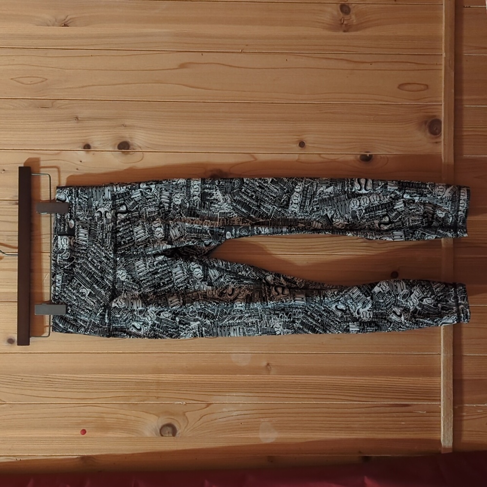 Lululemon Logo Wunder Train Leggings